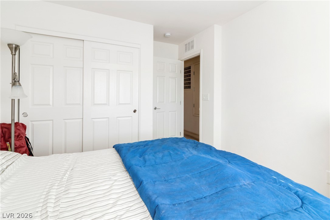 10013 Sable Point Street Las Vegas NV 89178