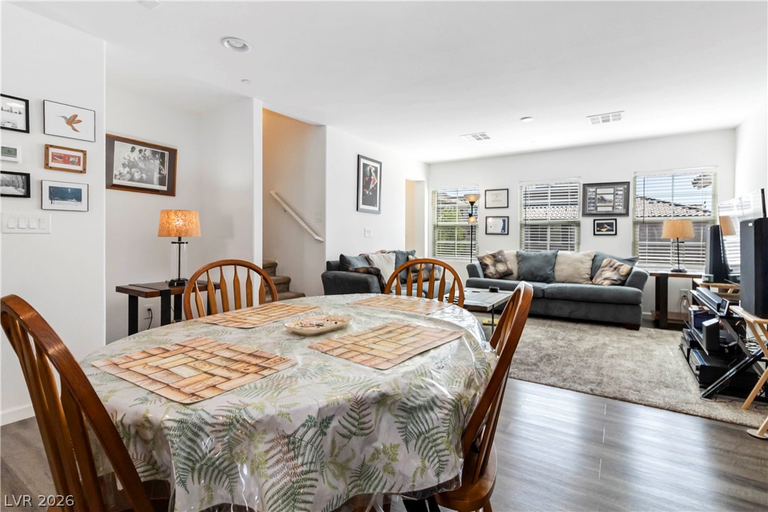 10013 Sable Point Street Las Vegas NV 89178