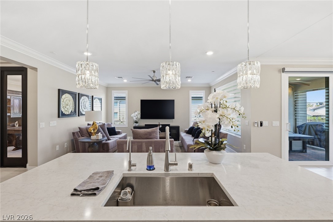14 Sun Mirage Avenue Henderson NV 89011