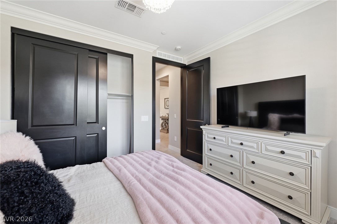 14 Sun Mirage Avenue Henderson NV 89011