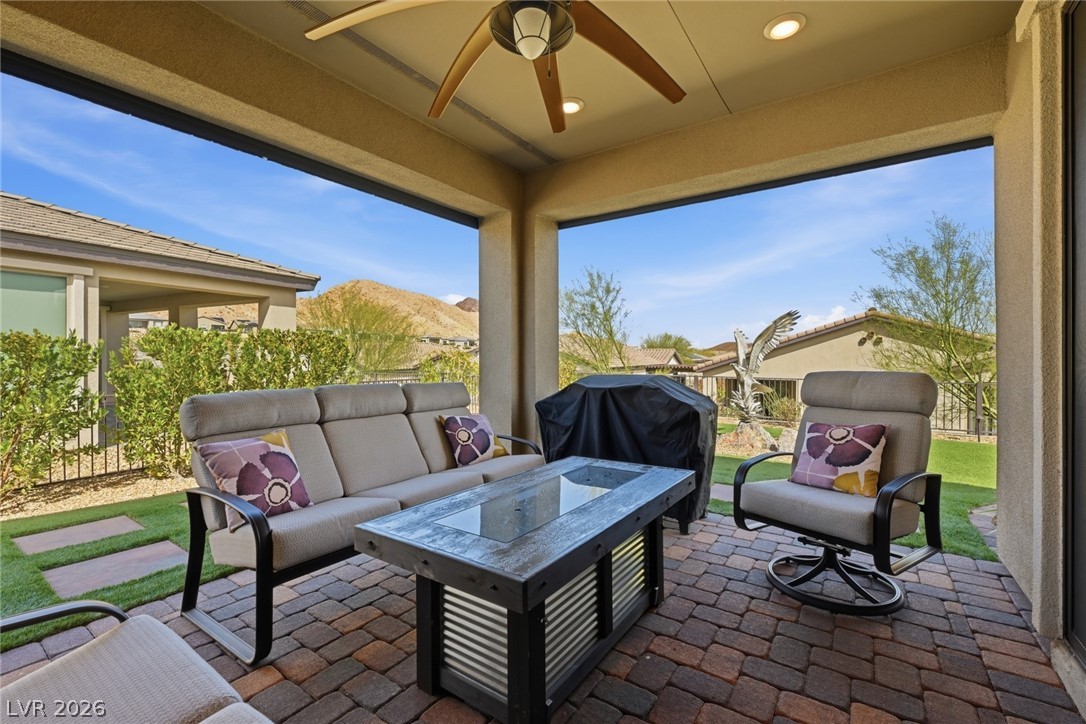 14 Sun Mirage Avenue Henderson NV 89011