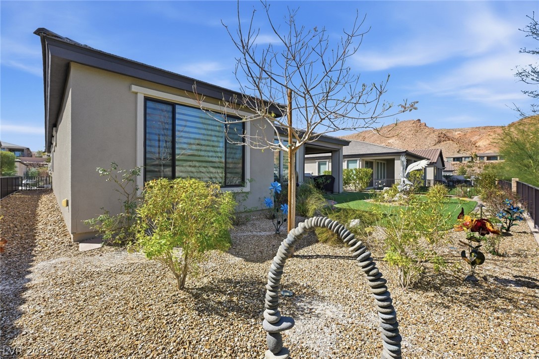 14 Sun Mirage Avenue Henderson NV 89011