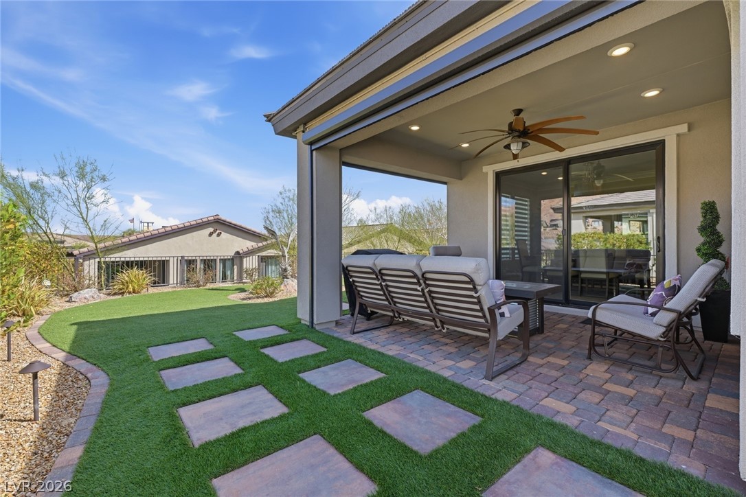 14 Sun Mirage Avenue Henderson NV 89011