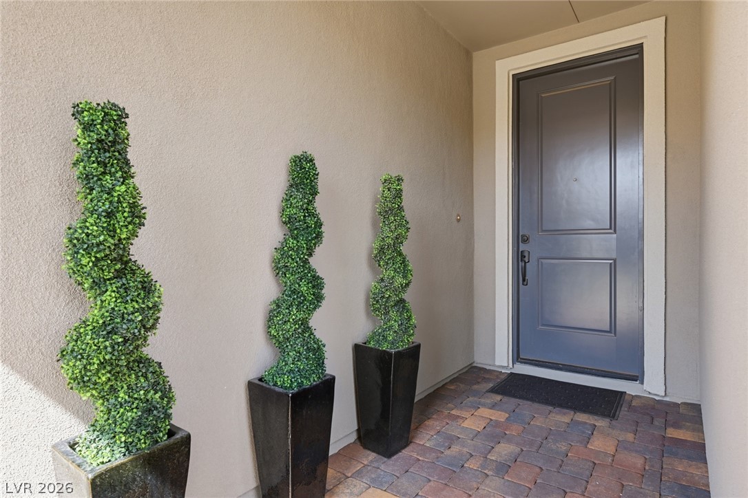 14 Sun Mirage Avenue Henderson NV 89011