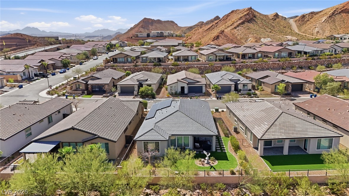 14 Sun Mirage Avenue Henderson NV 89011