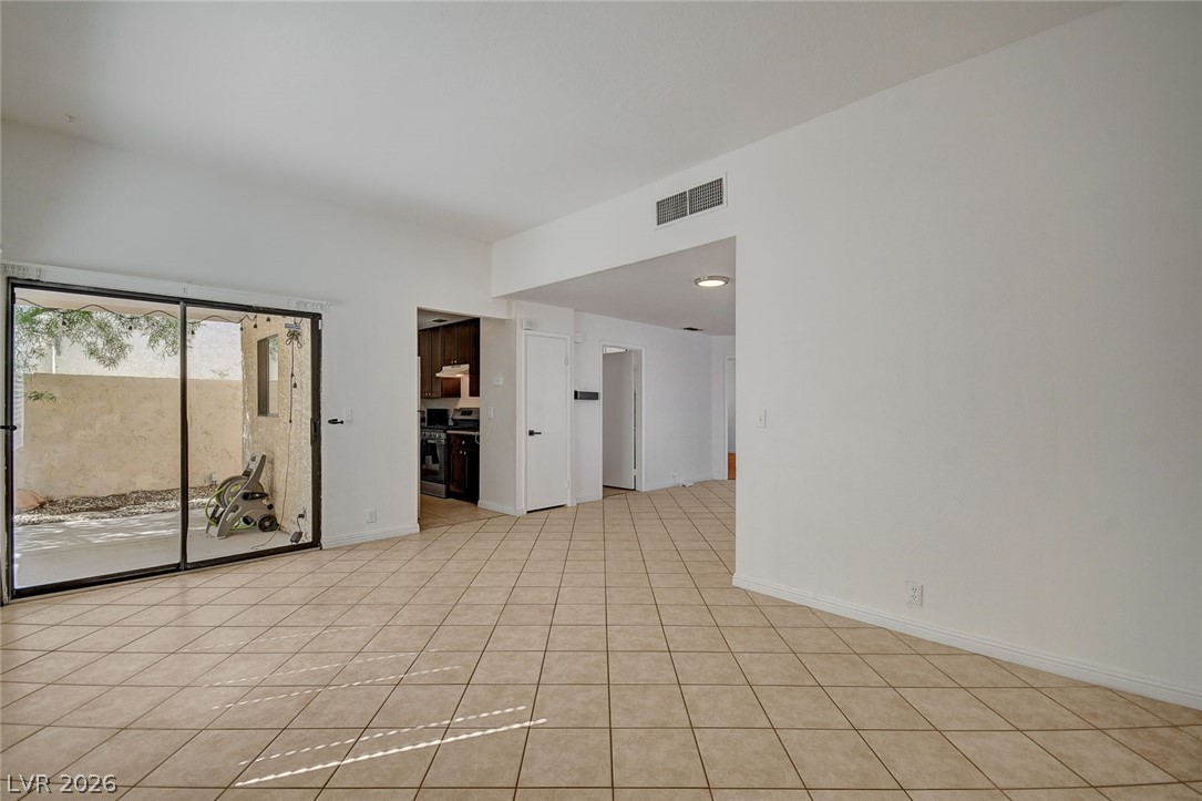 8613 Paddle Wheel Way Las Vegas NV 89117