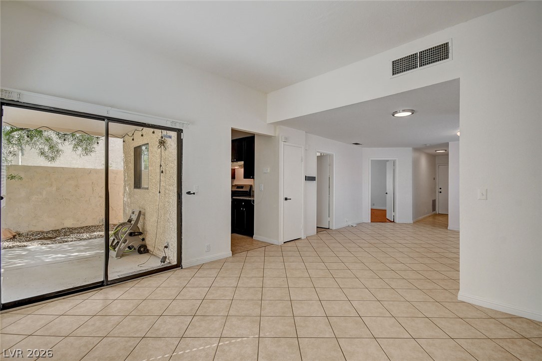 8613 Paddle Wheel Way Las Vegas NV 89117