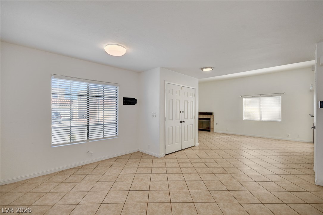 8613 Paddle Wheel Way Las Vegas NV 89117