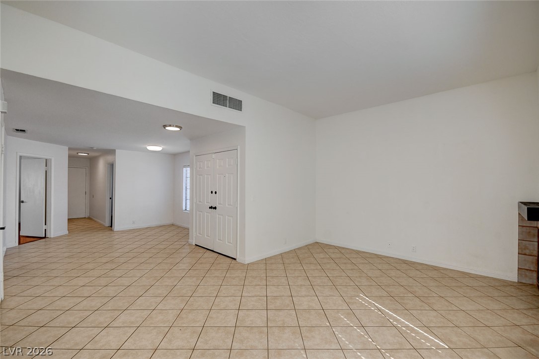 8613 Paddle Wheel Way Las Vegas NV 89117