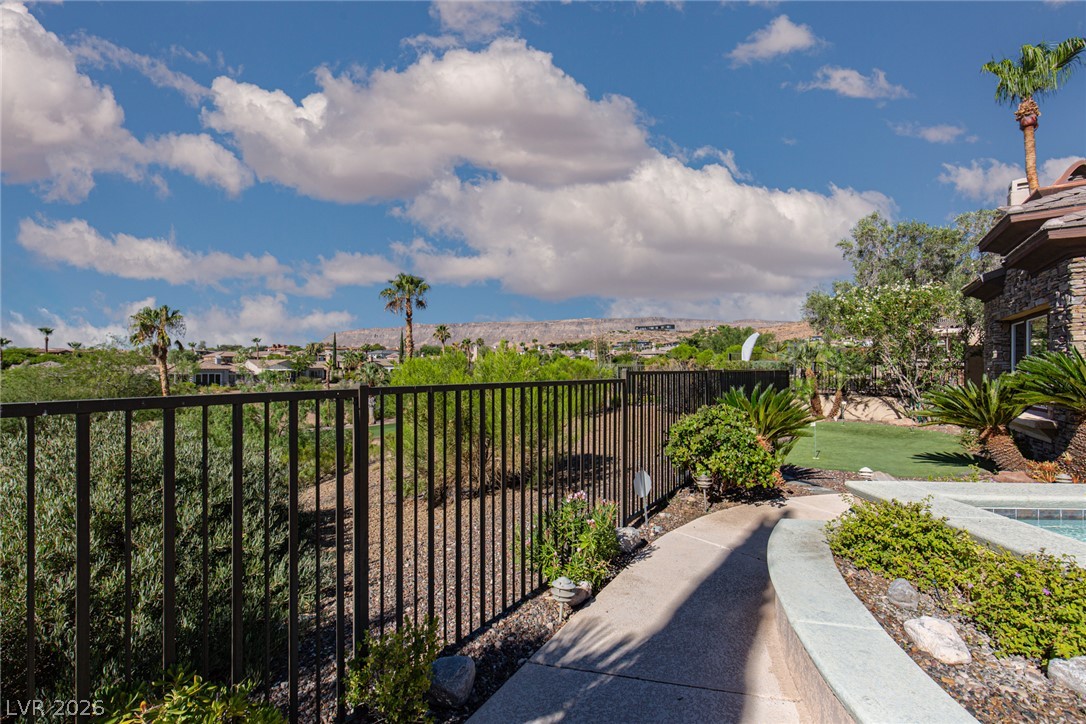 11473 Snow Creek Avenue Las Vegas NV 89135