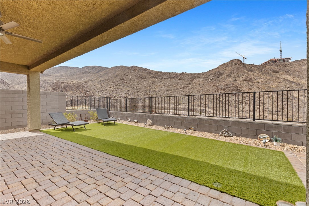 417 Oakey Crest Ridge Street Henderson NV 89012