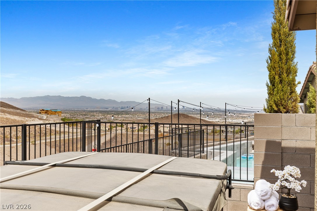 417 Oakey Crest Ridge Street Henderson NV 89012