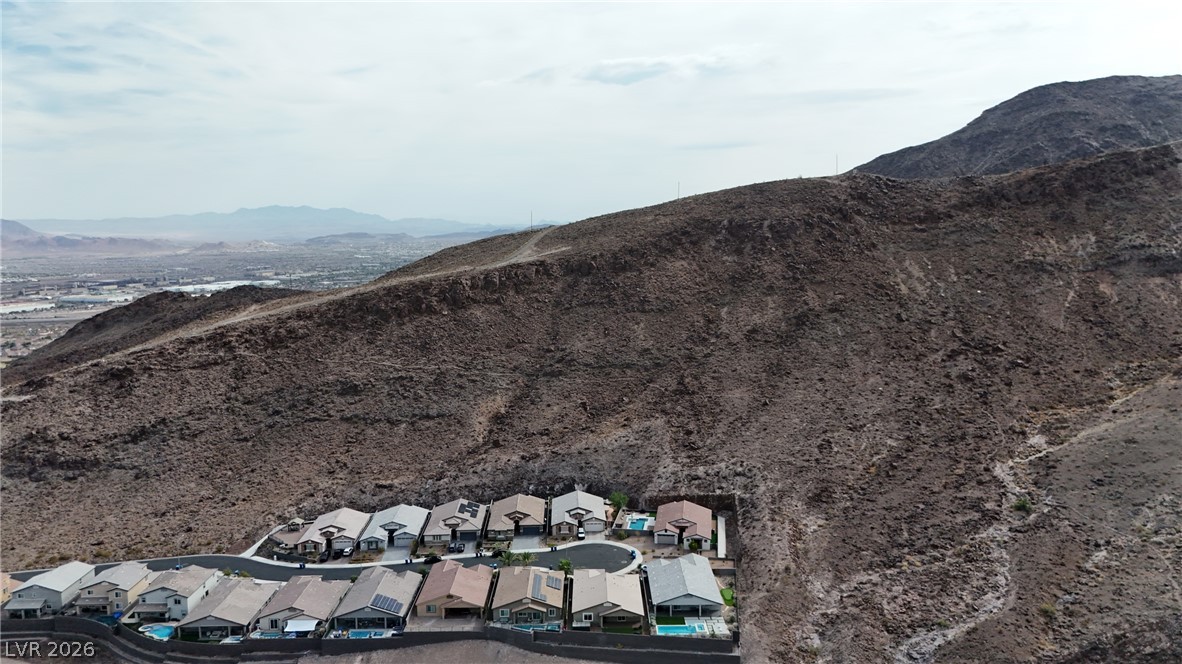 417 Oakey Crest Ridge Street Henderson NV 89012