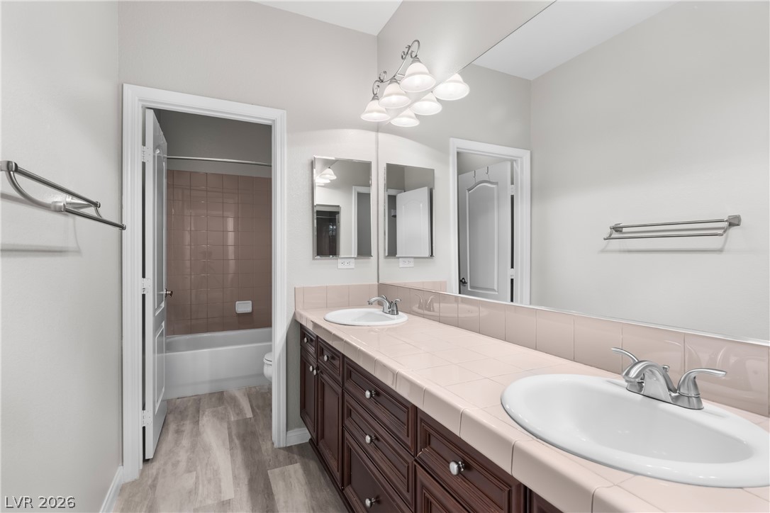 9335 Enchanted Grove Avenue Las Vegas NV 89149