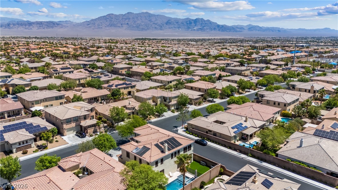 9335 Enchanted Grove Avenue Las Vegas NV 89149