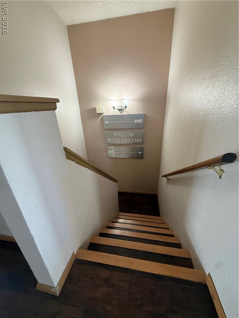 6633 Crosstimber Court Las Vegas NV 89108