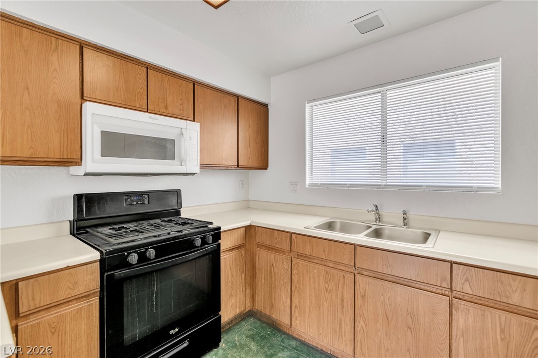 536 Dutchman Avenue Henderson NV 89011