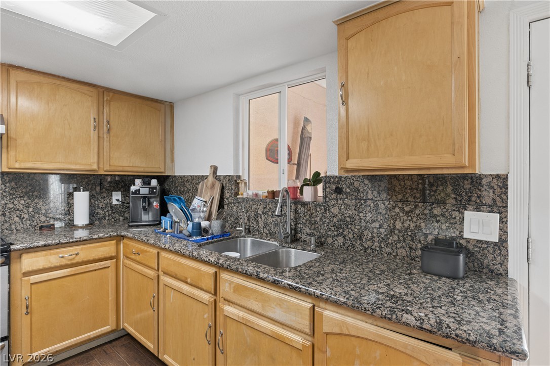 3712 Garden South Drive Las Vegas NV 89121