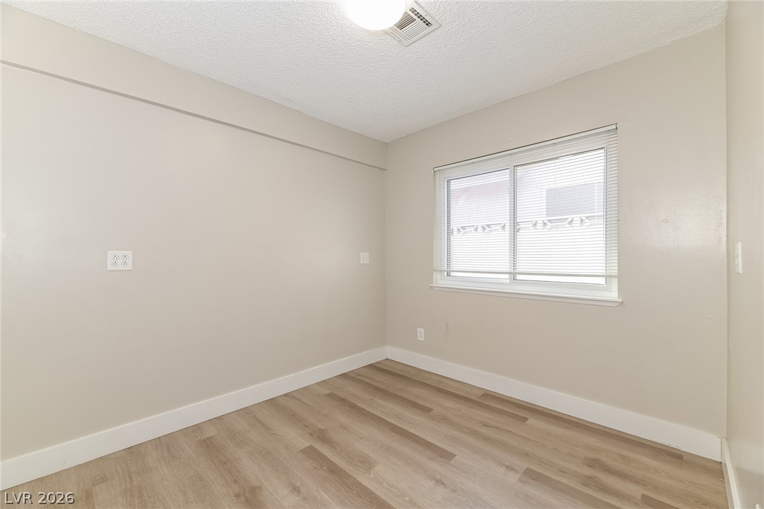 5366 Ravendale Circle Las Vegas NV 89120