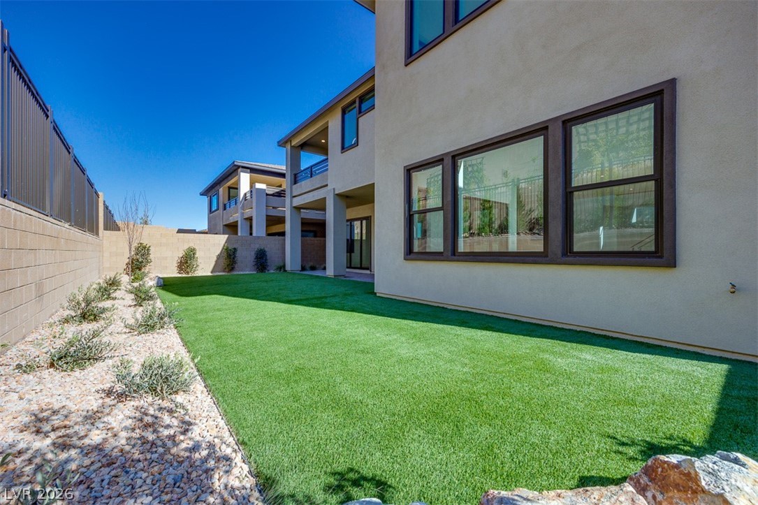 27 Sumter Ridge Street Las Vegas NV 89138