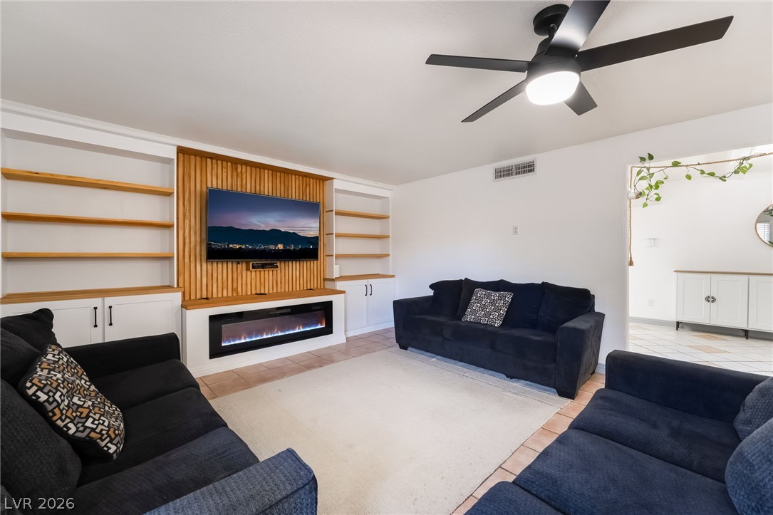 3483 Victory Avenue Las Vegas NV 89121