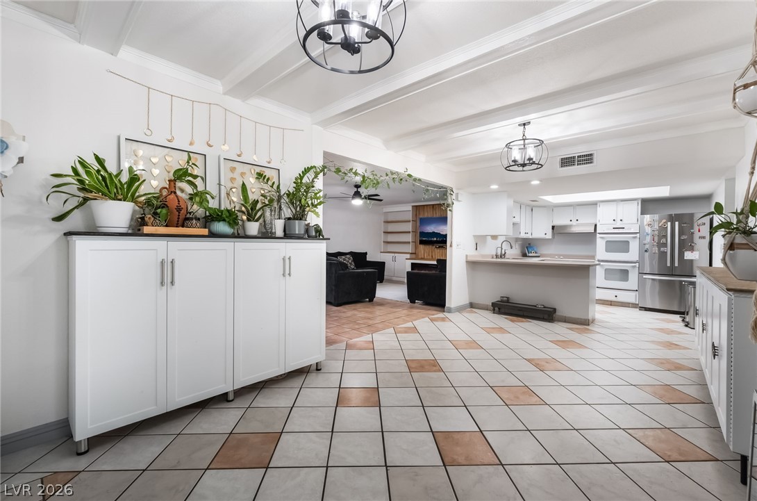 3483 Victory Avenue Las Vegas NV 89121