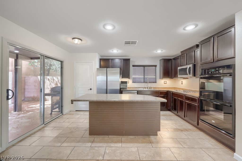9941 El Corriente Street Las Vegas NV 89178