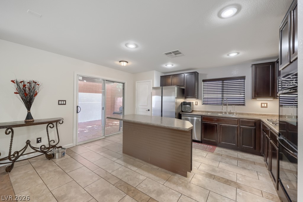 9941 El Corriente Street Las Vegas NV 89178