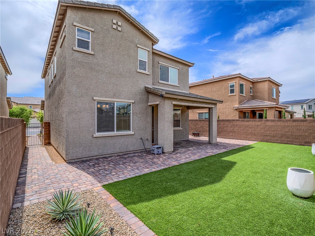 1706 Karst Pond Avenue North Las Vegas NV 89084