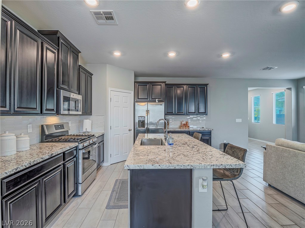 1706 Karst Pond Avenue North Las Vegas NV 89084