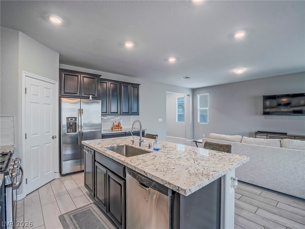 1706 Karst Pond Avenue North Las Vegas NV 89084