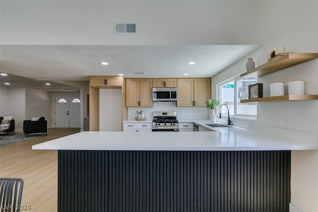 2389 East Reno Avenue Las Vegas NV 89119