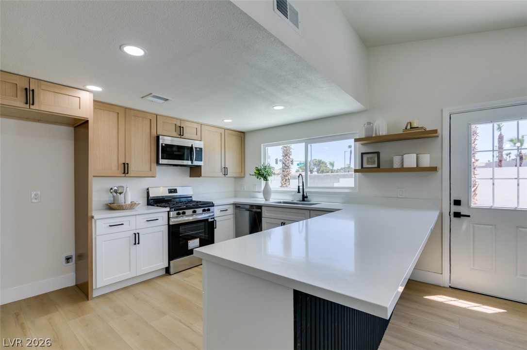 2389 East Reno Avenue Las Vegas NV 89119
