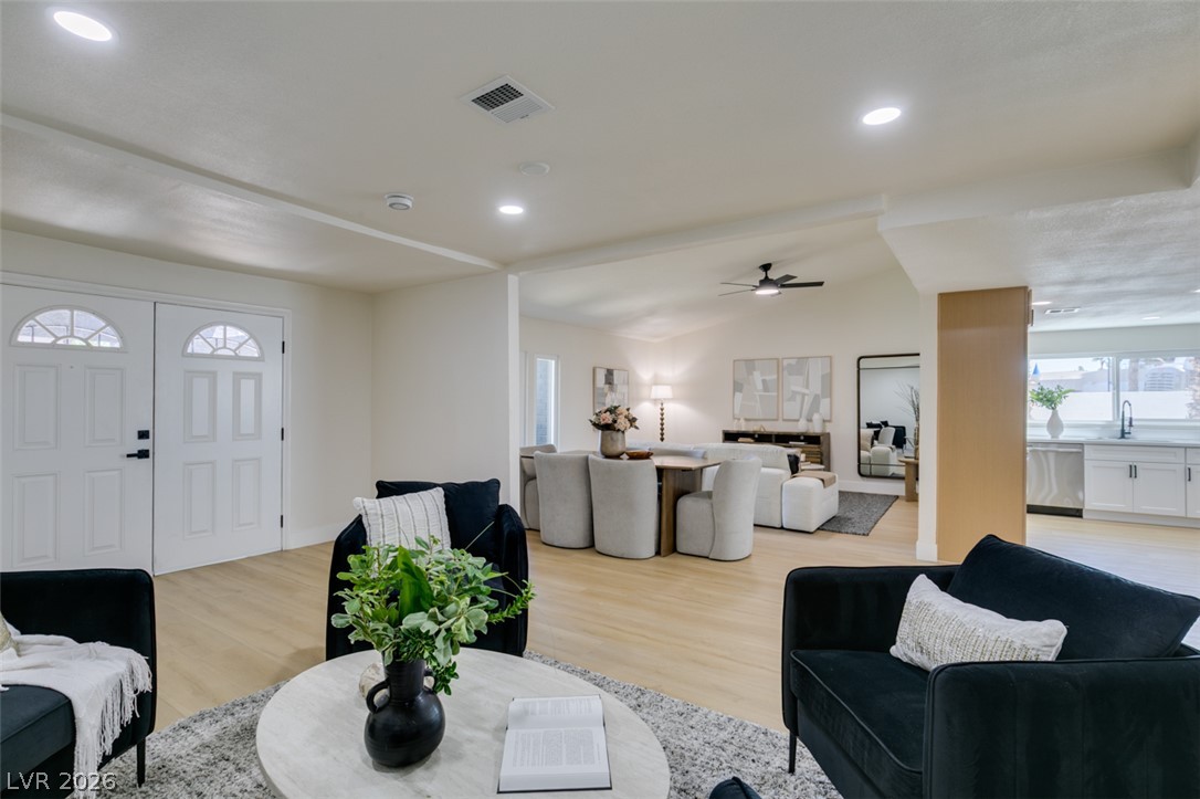 2389 East Reno Avenue Las Vegas NV 89119