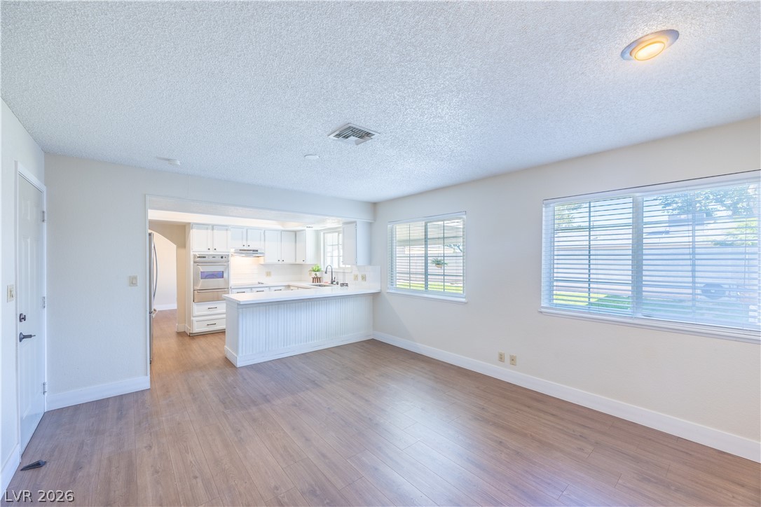 4571 East Cleveland Avenue Las Vegas NV 89104