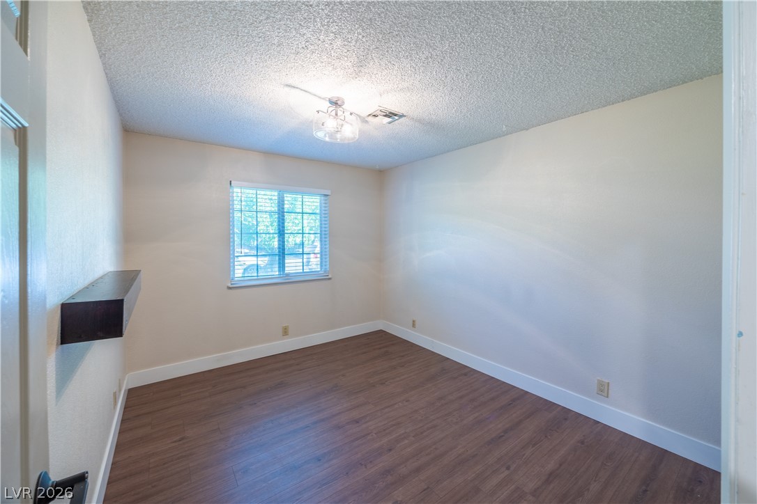 4571 East Cleveland Avenue Las Vegas NV 89104