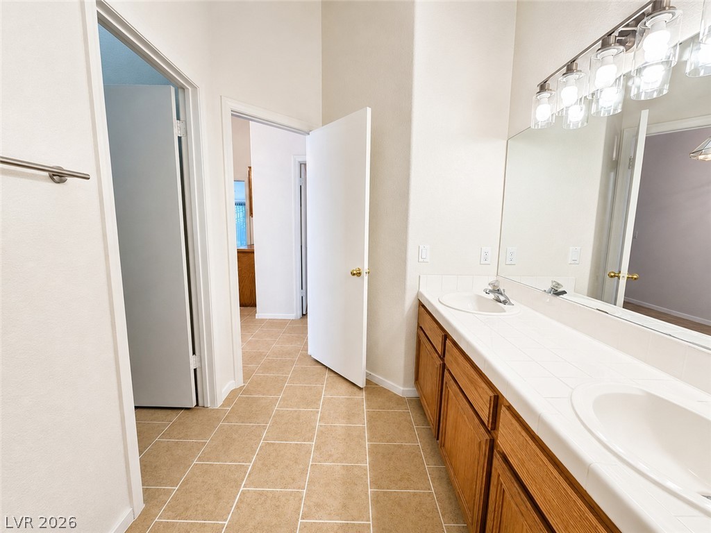2054 Cardigan Avenue North Las Vegas NV 89032