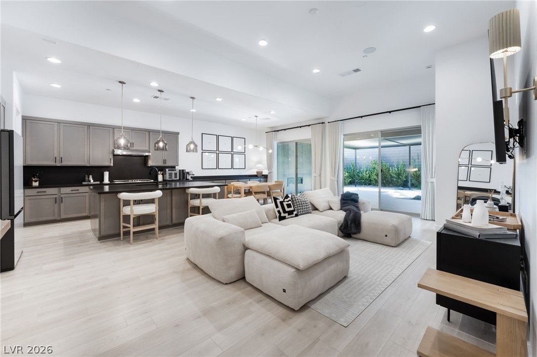 10149 Zeta Tucana Street Las Vegas NV 89143