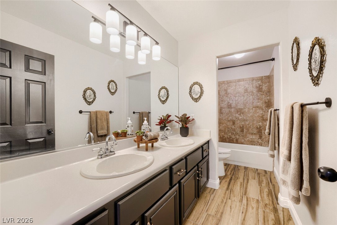 8716 Castle Hill Avenue Las Vegas NV 89129