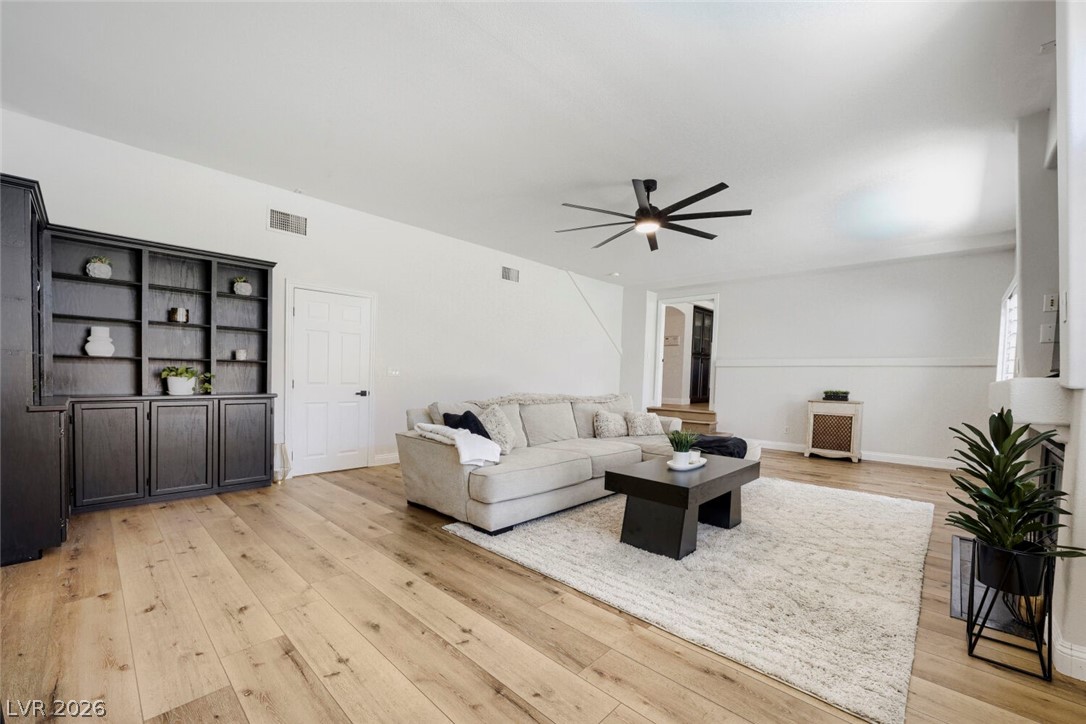 8716 Castle Hill Avenue Las Vegas NV 89129