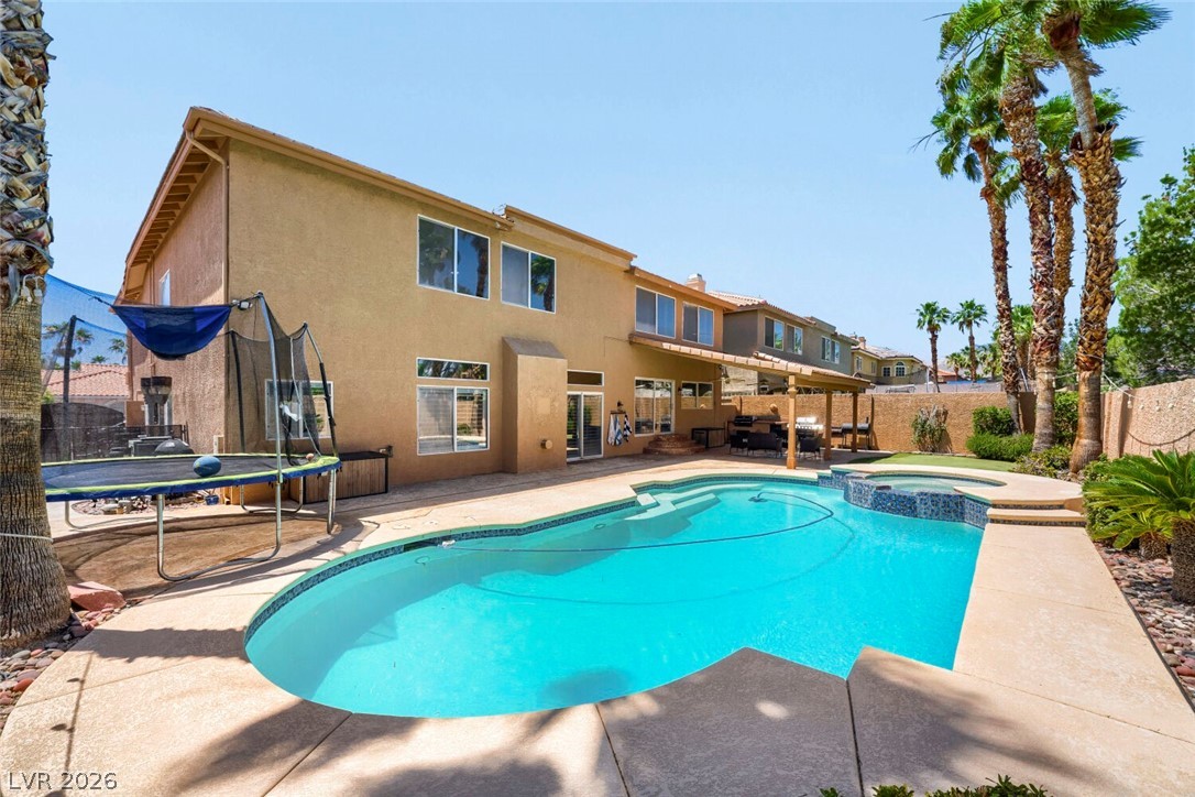 8716 Castle Hill Avenue Las Vegas NV 89129