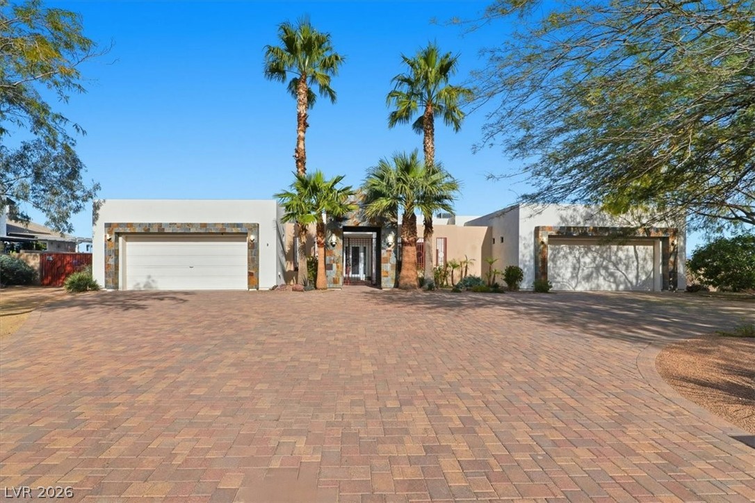 928 Santa Helena Avenue Henderson NV 89002