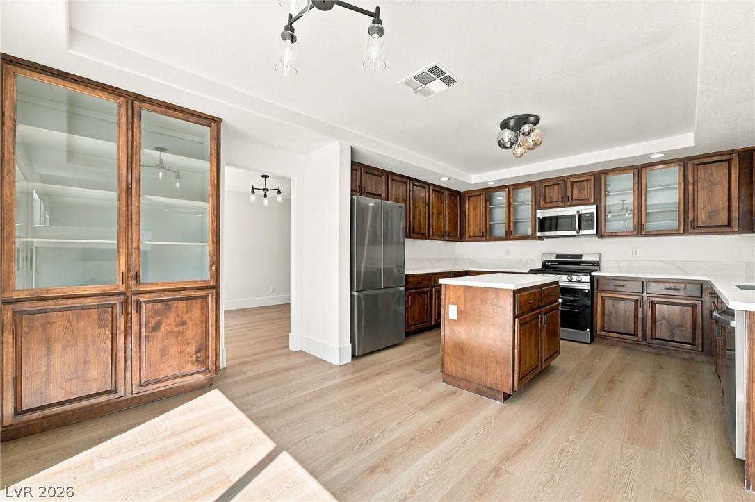 1661 Starlight Canyon Avenue Las Vegas NV 89183