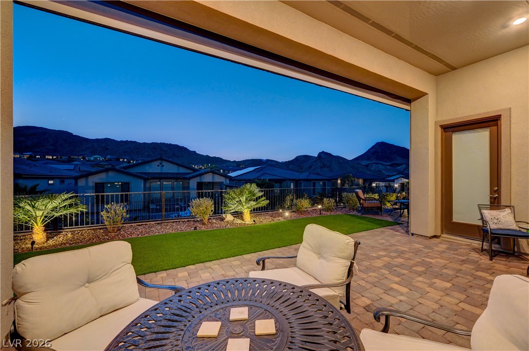 51 Thorn Creek Street Henderson NV 89011