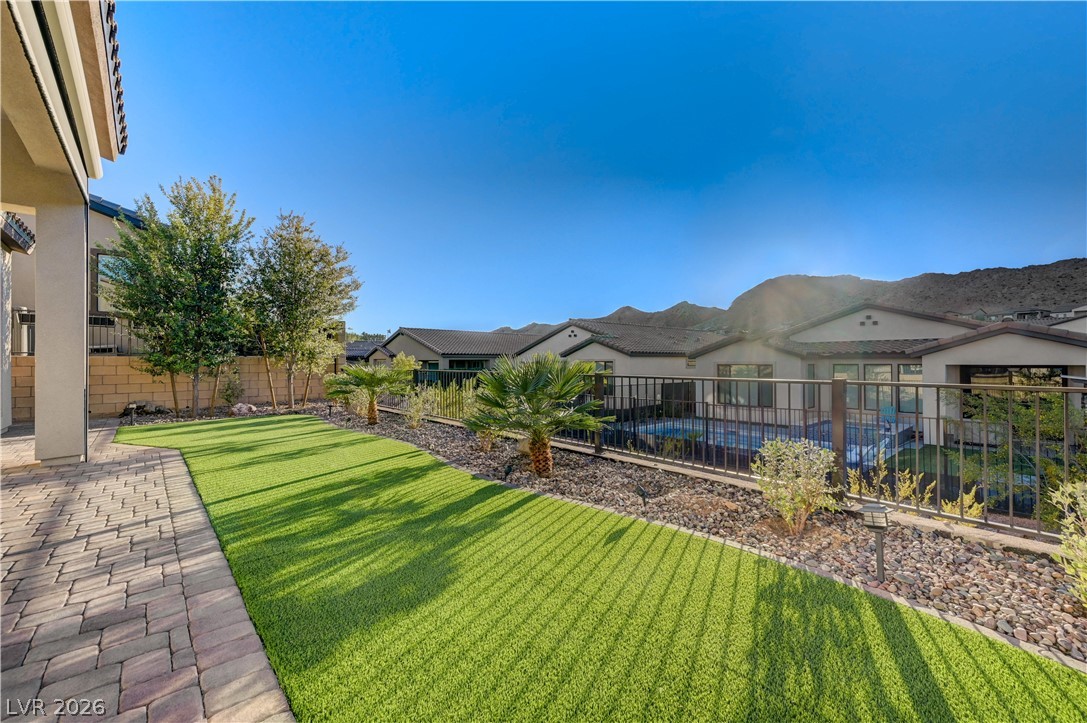 51 Thorn Creek Street Henderson NV 89011