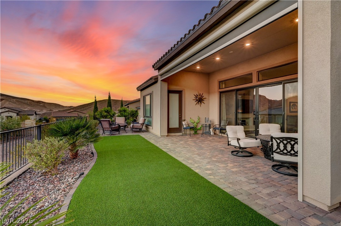 51 Thorn Creek Street Henderson NV 89011