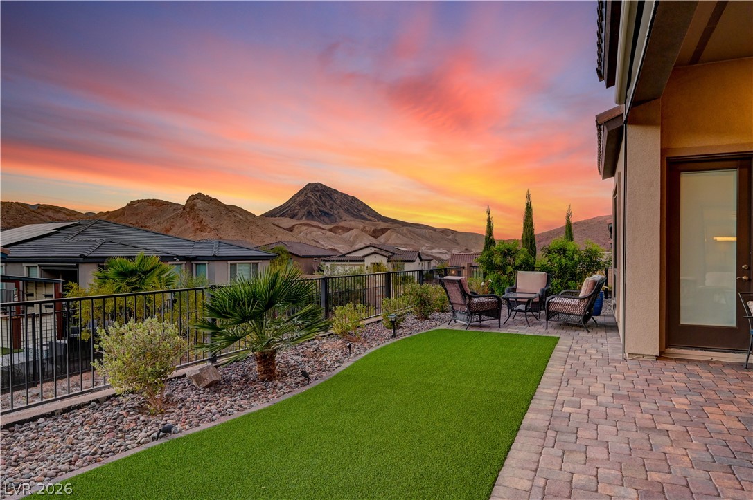 51 Thorn Creek Street Henderson NV 89011