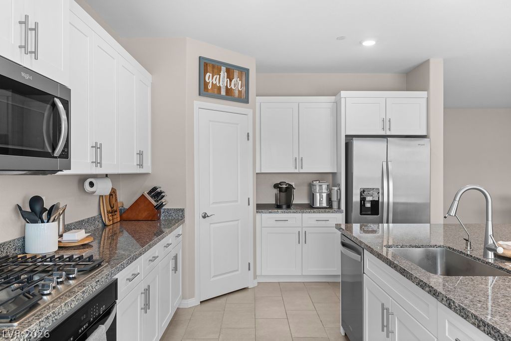 383 Winter Dove Avenue Henderson NV 89011