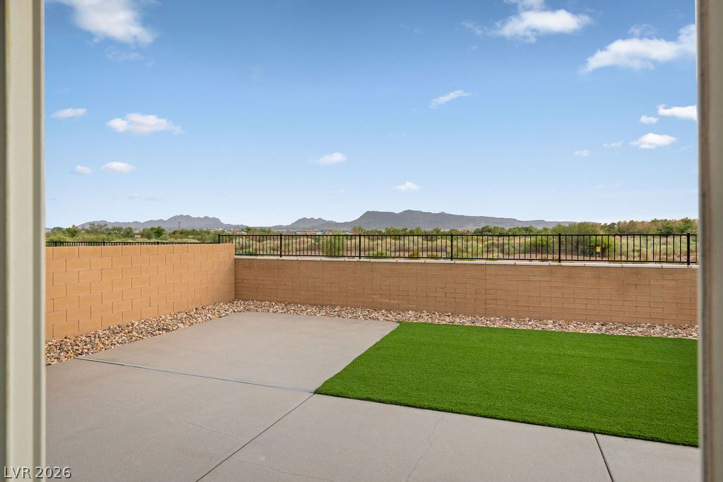 383 Winter Dove Avenue Henderson NV 89011