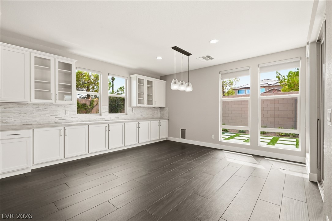 8445 Great Outdoors Street Las Vegas NV 89166